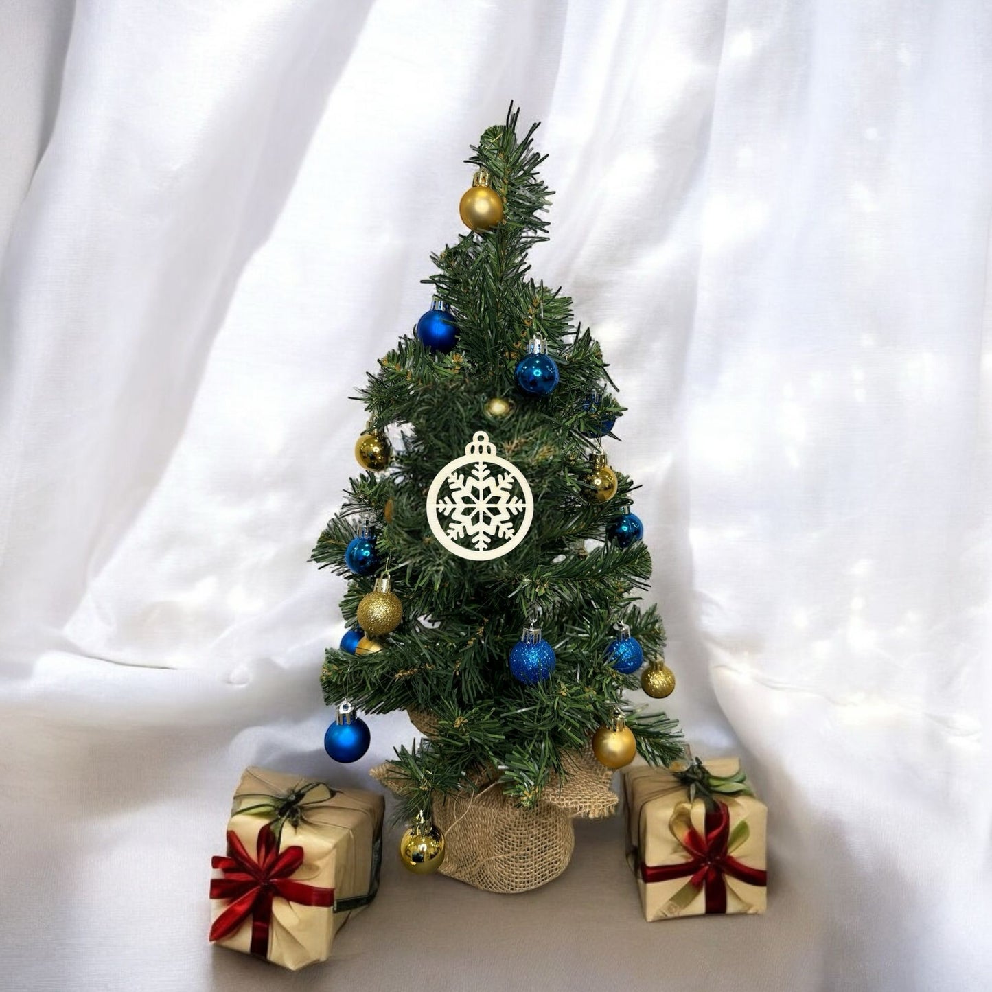 Snowflake Wooden Ornament (Set of 6)