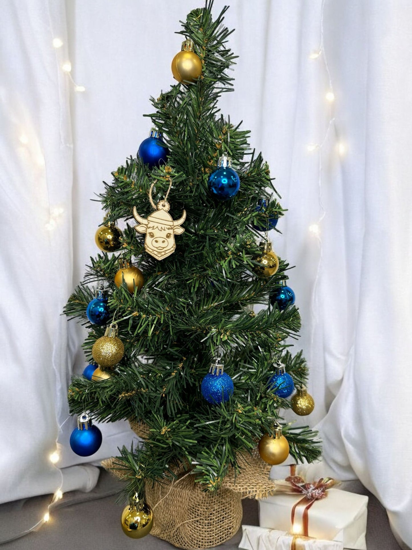 Highland Cow Ornament (Single)